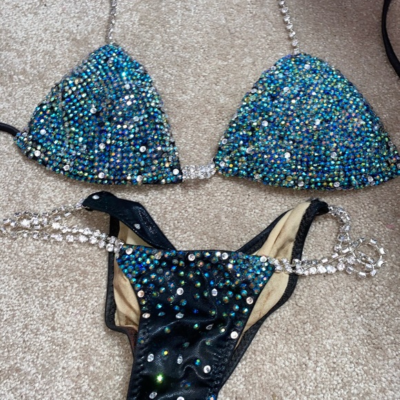 Npc bikini - Picture 3 of 8